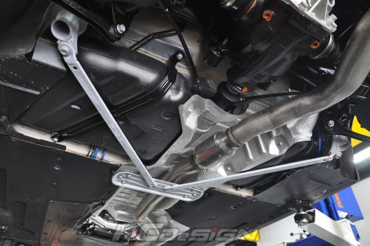BMW F22 M235i 升級 KCDesign 前後防傾桿、前下兩點、後下三角、後下兩點式拉桿_001.jpg BMW F22 M235i 升級 KCDesign 前後防傾桿、前下兩點、後下三角、後下兩點式拉桿_001.jpg